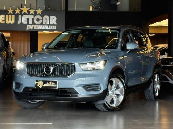 VOLVO XC40 2.0 T4 GASOLINA MOMENTUM GEARTRONIC